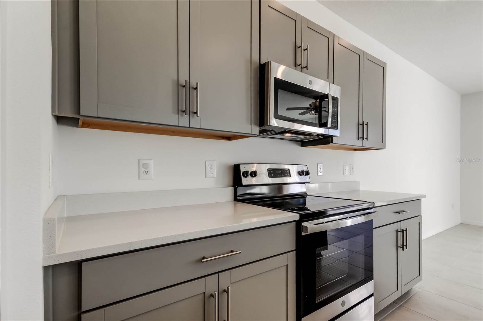 11633 Glenside Terrace, Palmetto, FL 34221