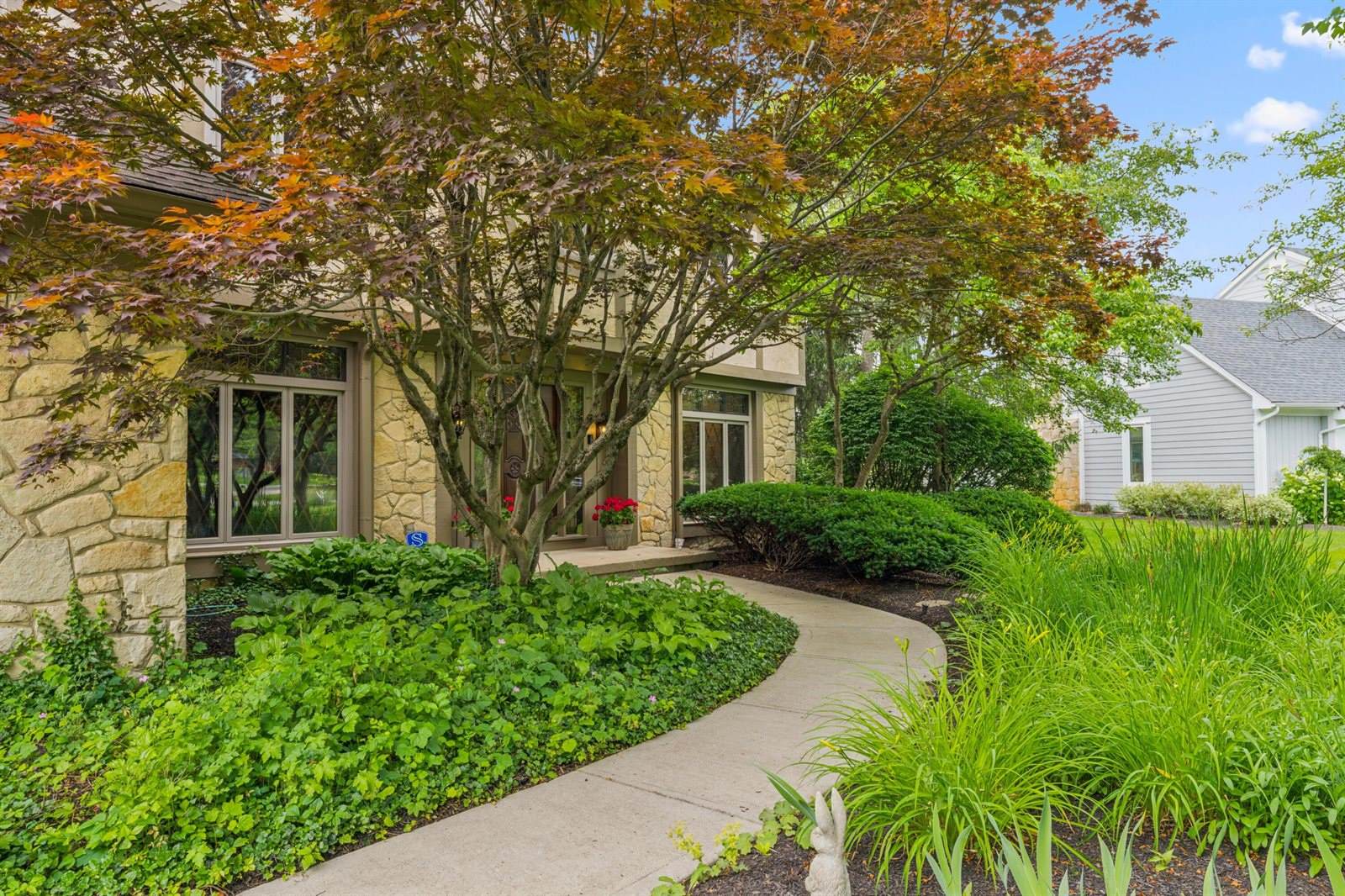 1391 Windrush Circle, Blacklick, OH 43004