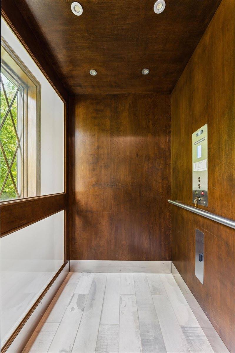 1391 Windrush Circle, Blacklick, OH 43004