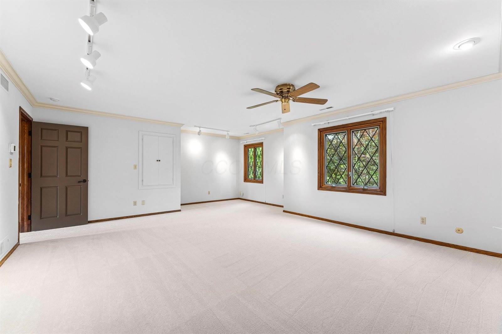 1391 Windrush Circle, Blacklick, OH 43004