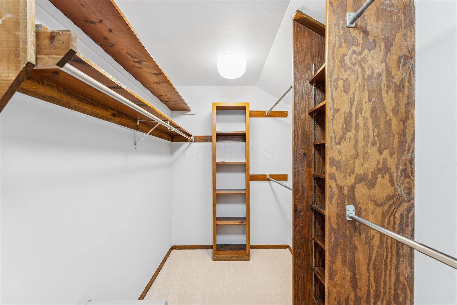 1391 Windrush Circle, Blacklick, OH 43004