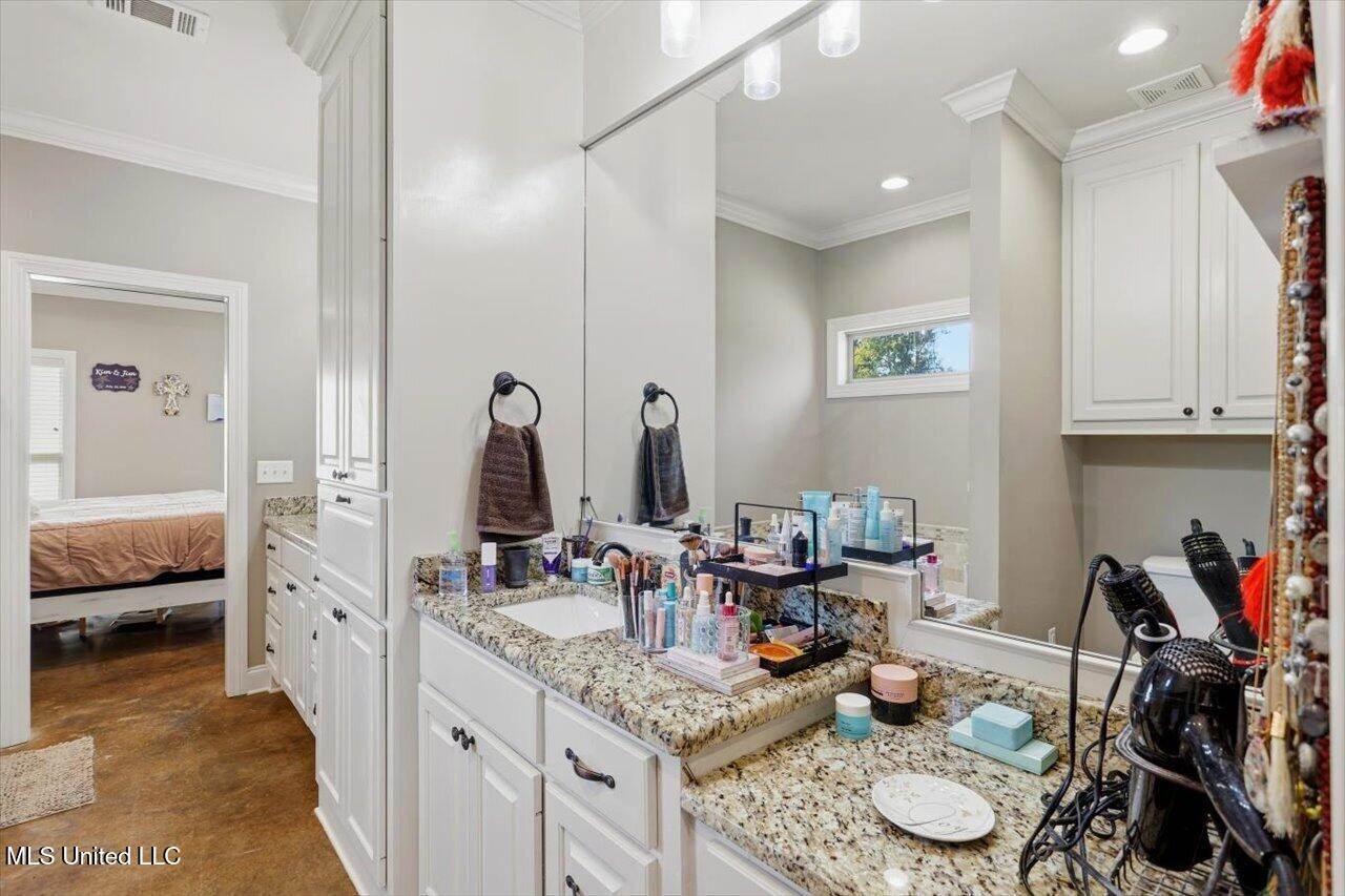 709 Parkdale Place, Brandon, MS 39042