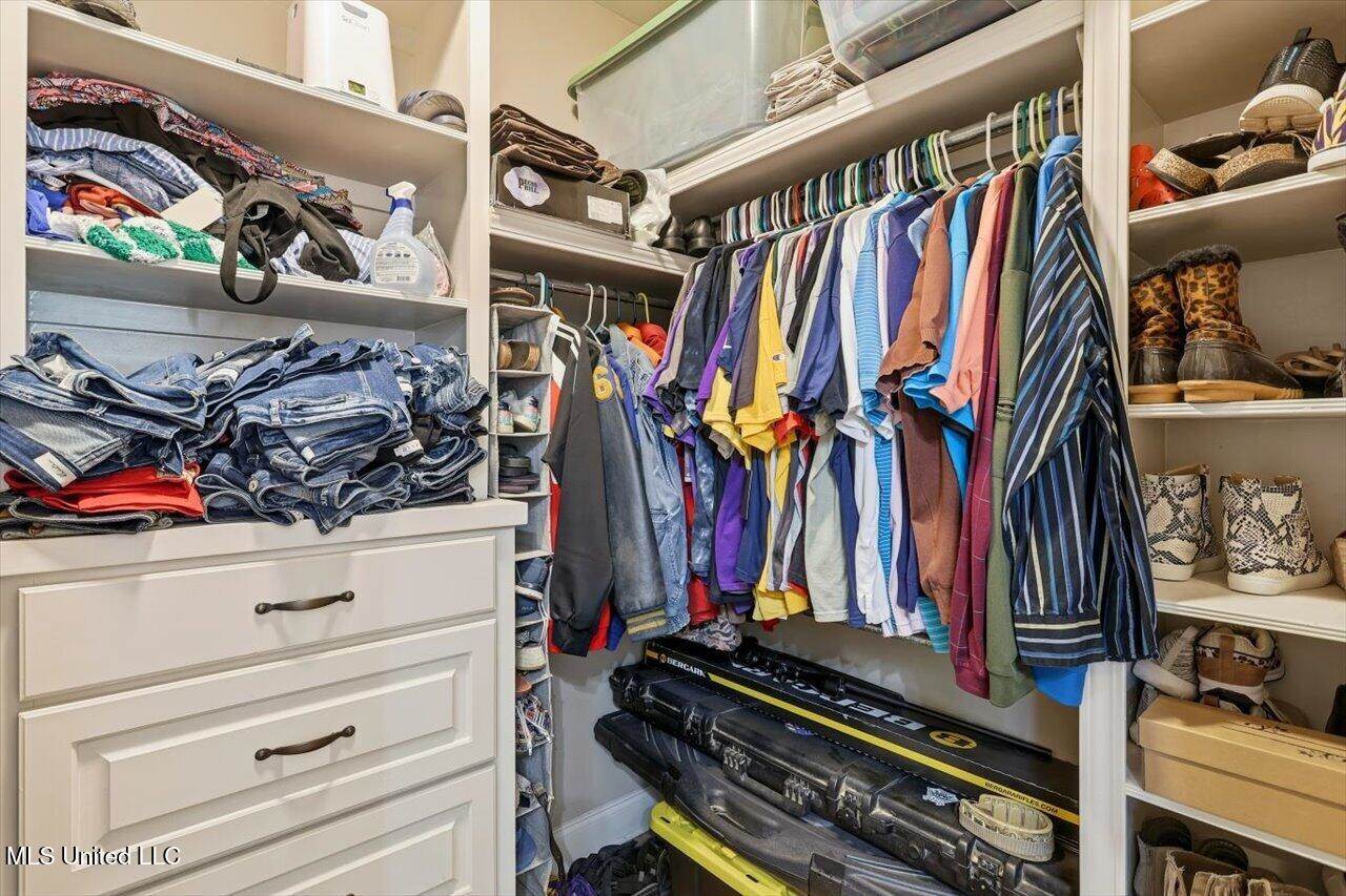 709 Parkdale Place, Brandon, MS 39042