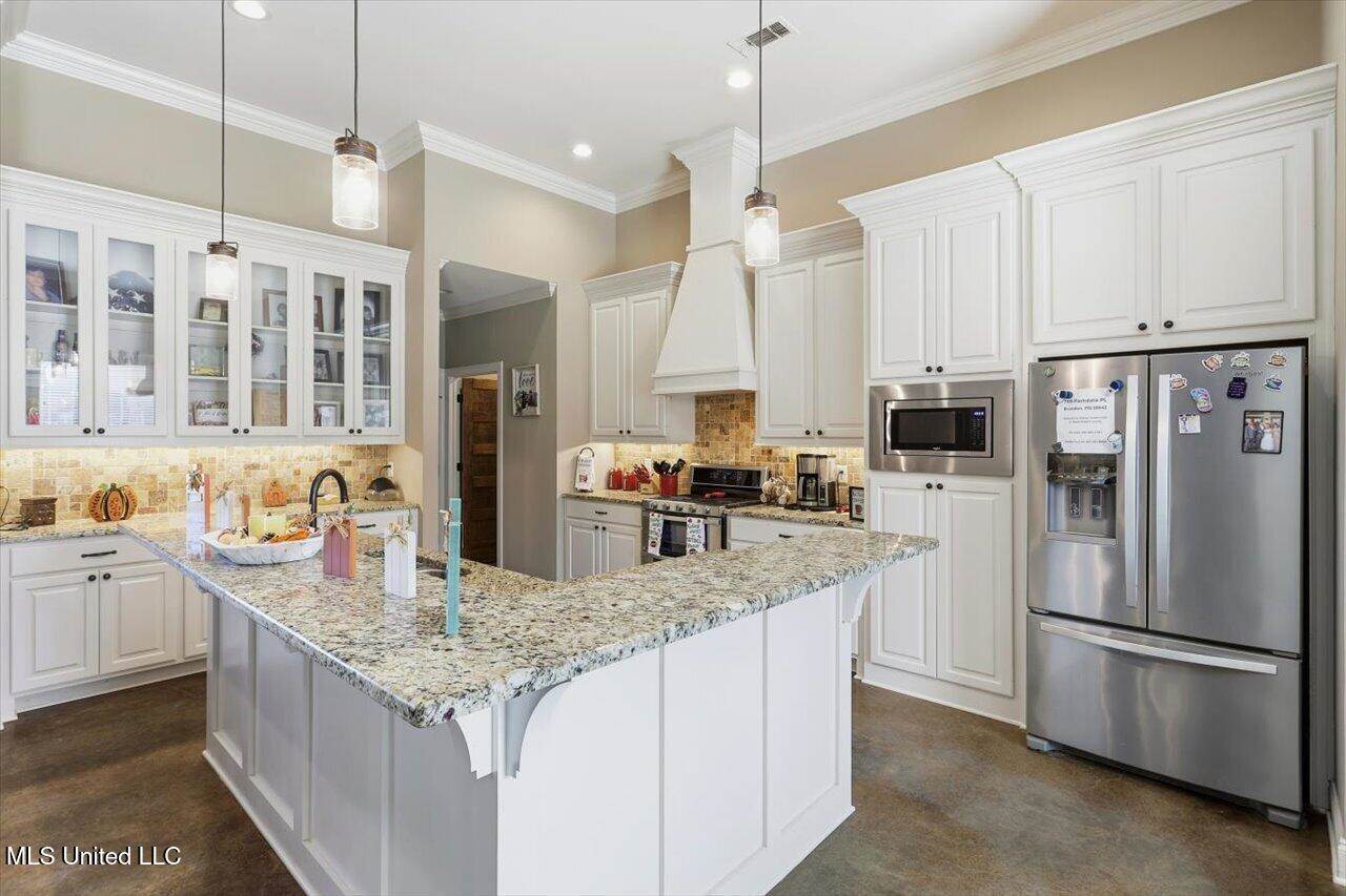 709 Parkdale Place, Brandon, MS 39042