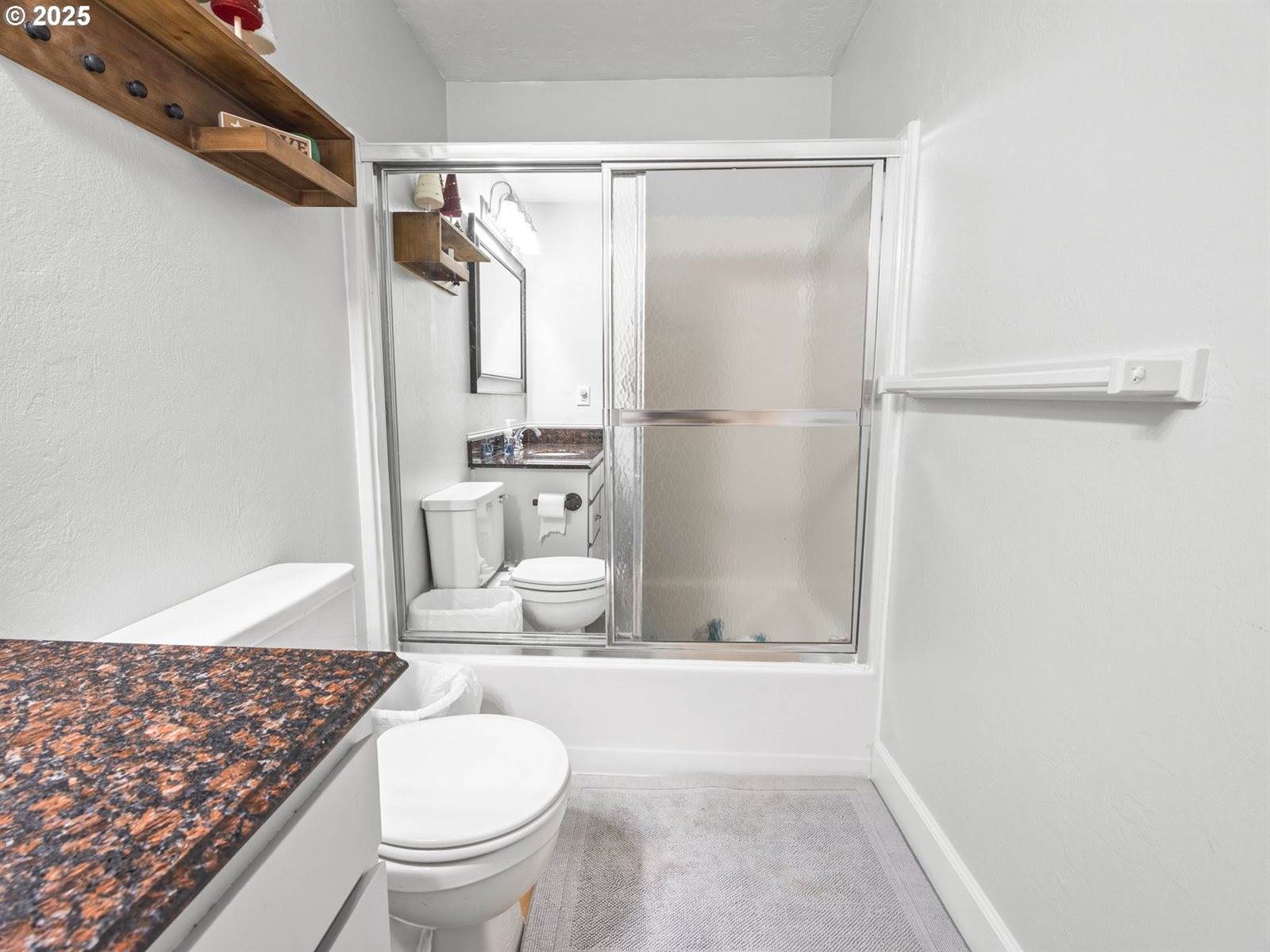 4125 Spruce St, Florence, OR 97439