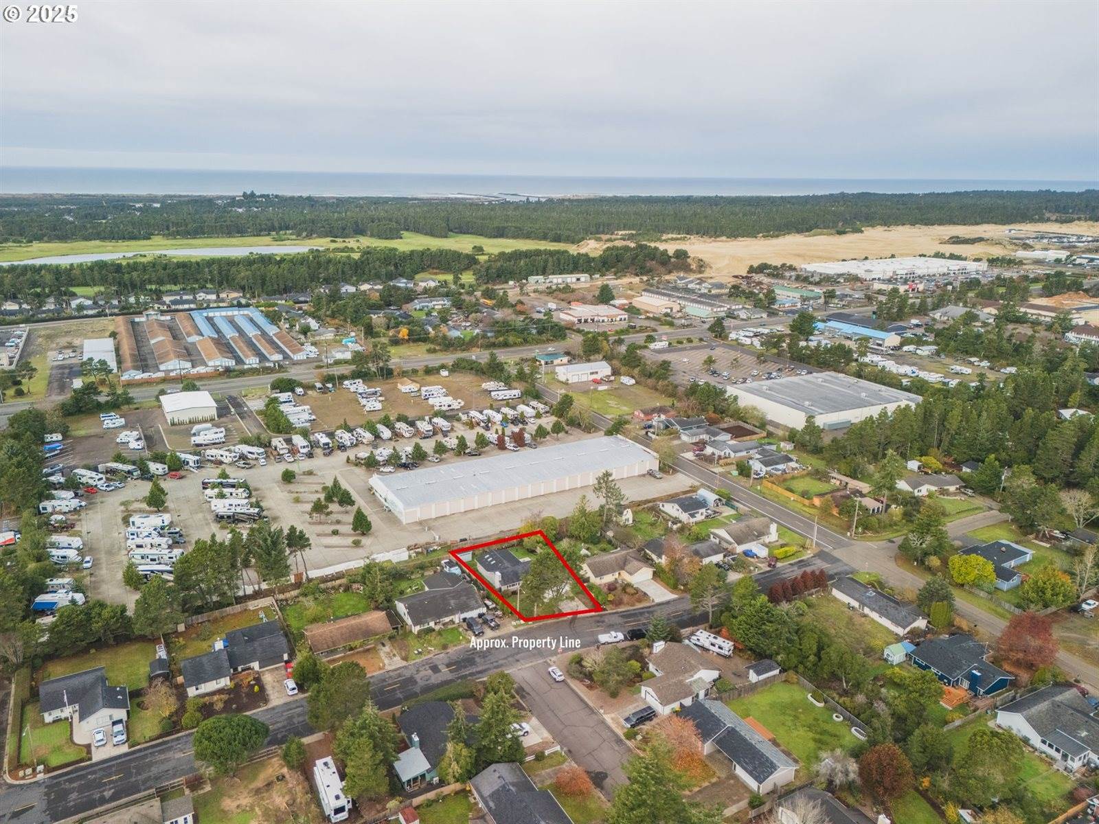 4125 Spruce St, Florence, OR 97439