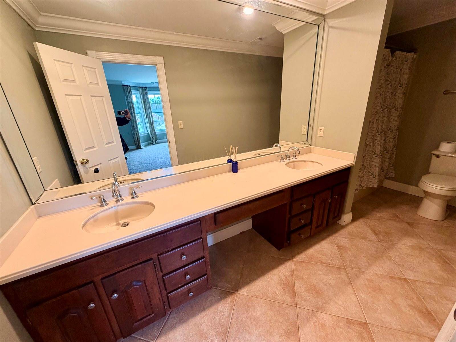 1807 Drake Lane, London, KY 40741