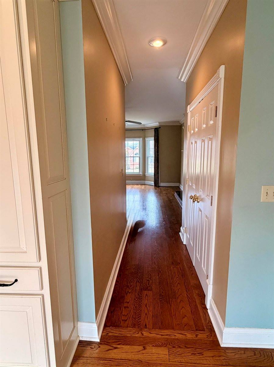 1807 Drake Lane, London, KY 40741