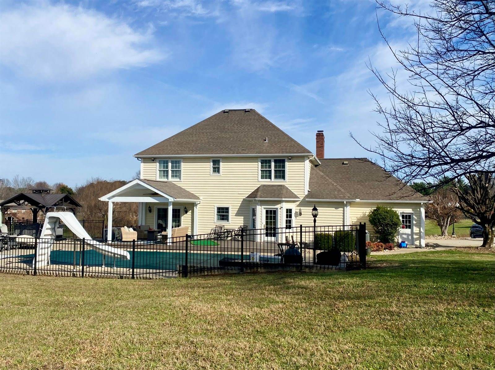 1807 Drake Lane, London, KY 40741