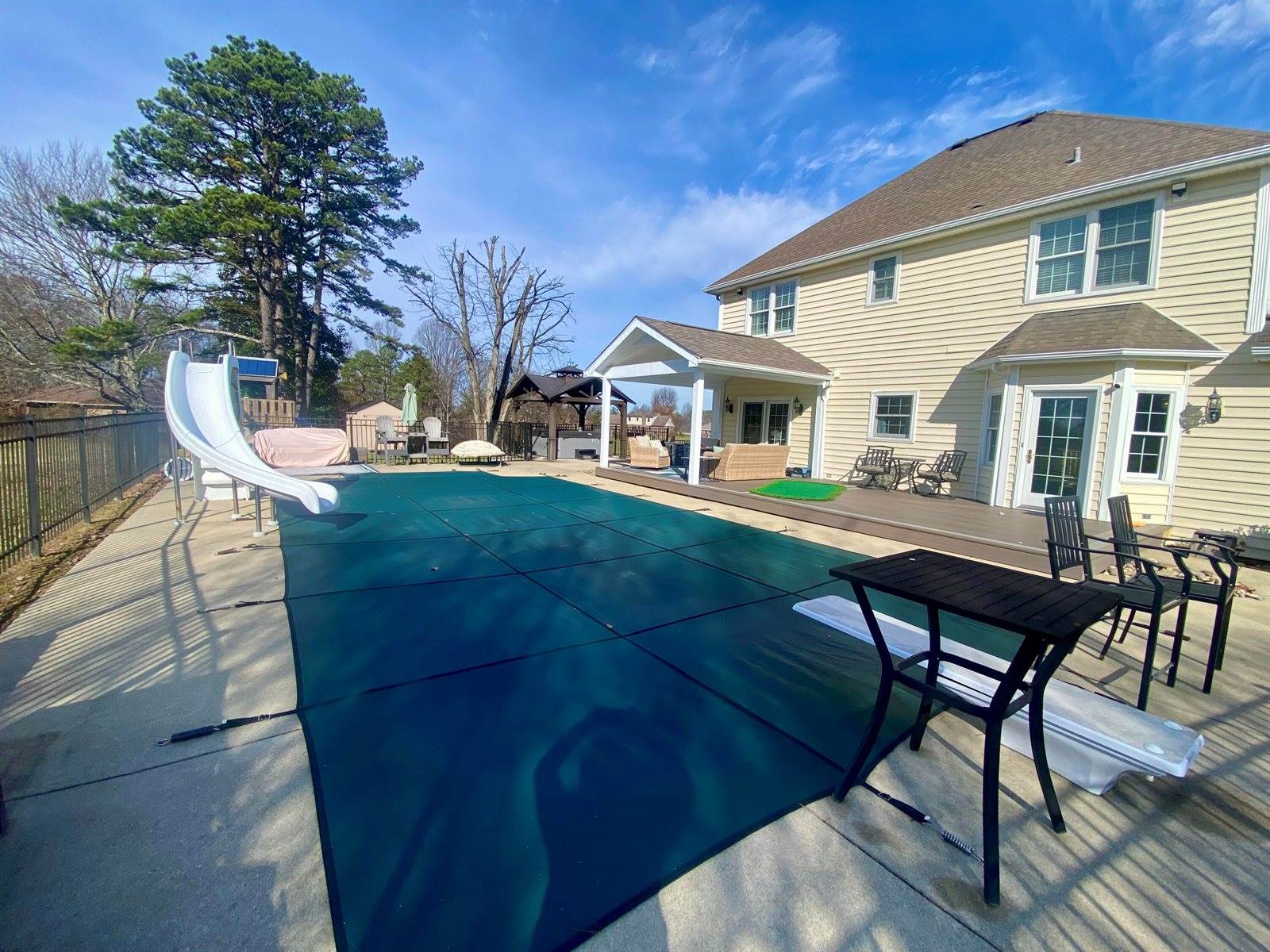 1807 Drake Lane, London, KY 40741