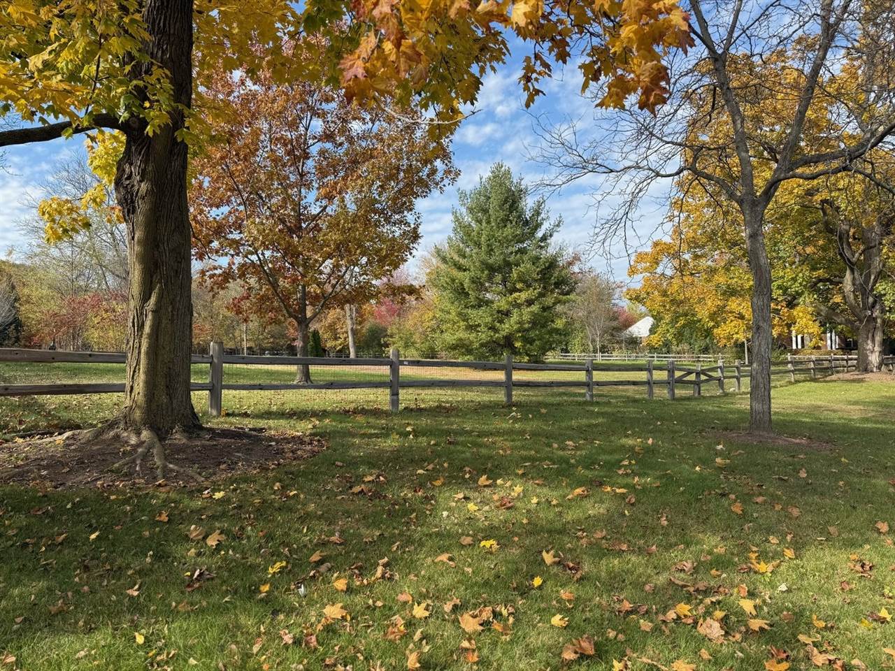 46 Shawnee Lane, Lake Forest, IL 60045