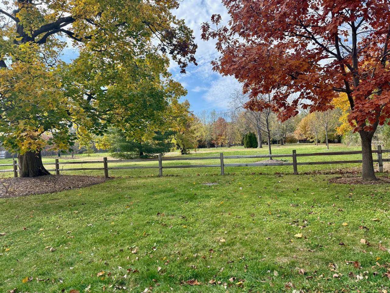 46 Shawnee Lane, Lake Forest, IL 60045