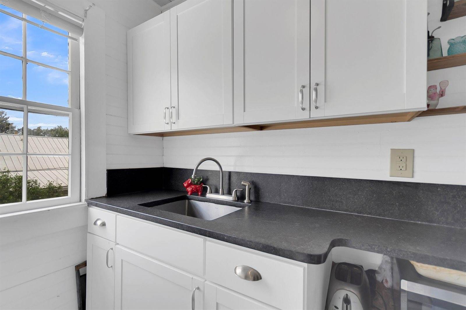 115 South Magnolia Street, Summerville, SC 29483