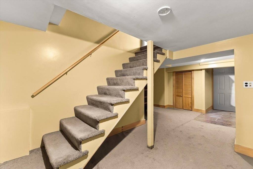 196 Donald Tennant Cir, North Attleboro, MA 02760