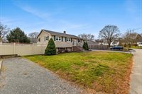 196 Donald Tennant Cir, North Attleboro, MA 02760