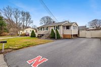 196 Donald Tennant Cir, North Attleboro, MA 02760