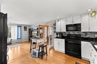 196 Donald Tennant Cir, North Attleboro, MA 02760