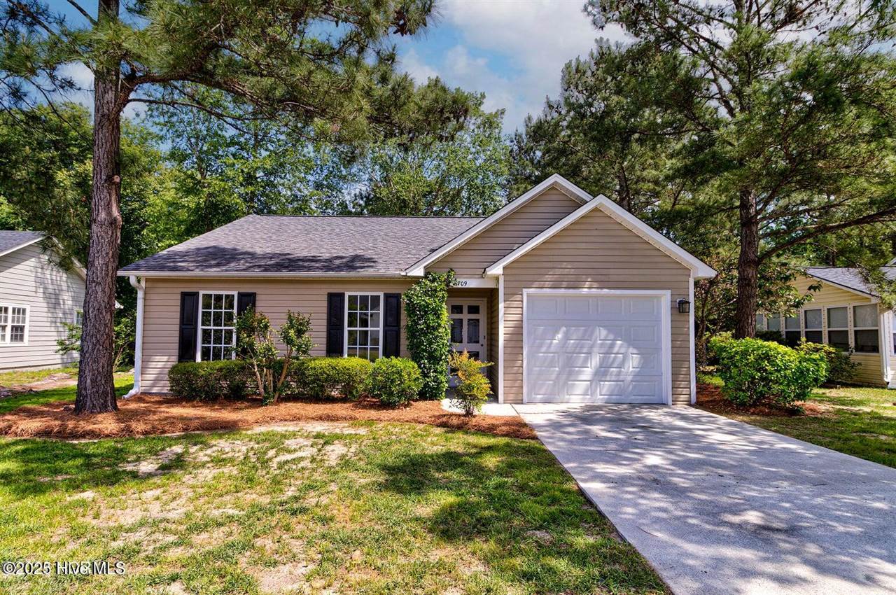 6709 Hailsham Drive, Wilmington, NC 28412