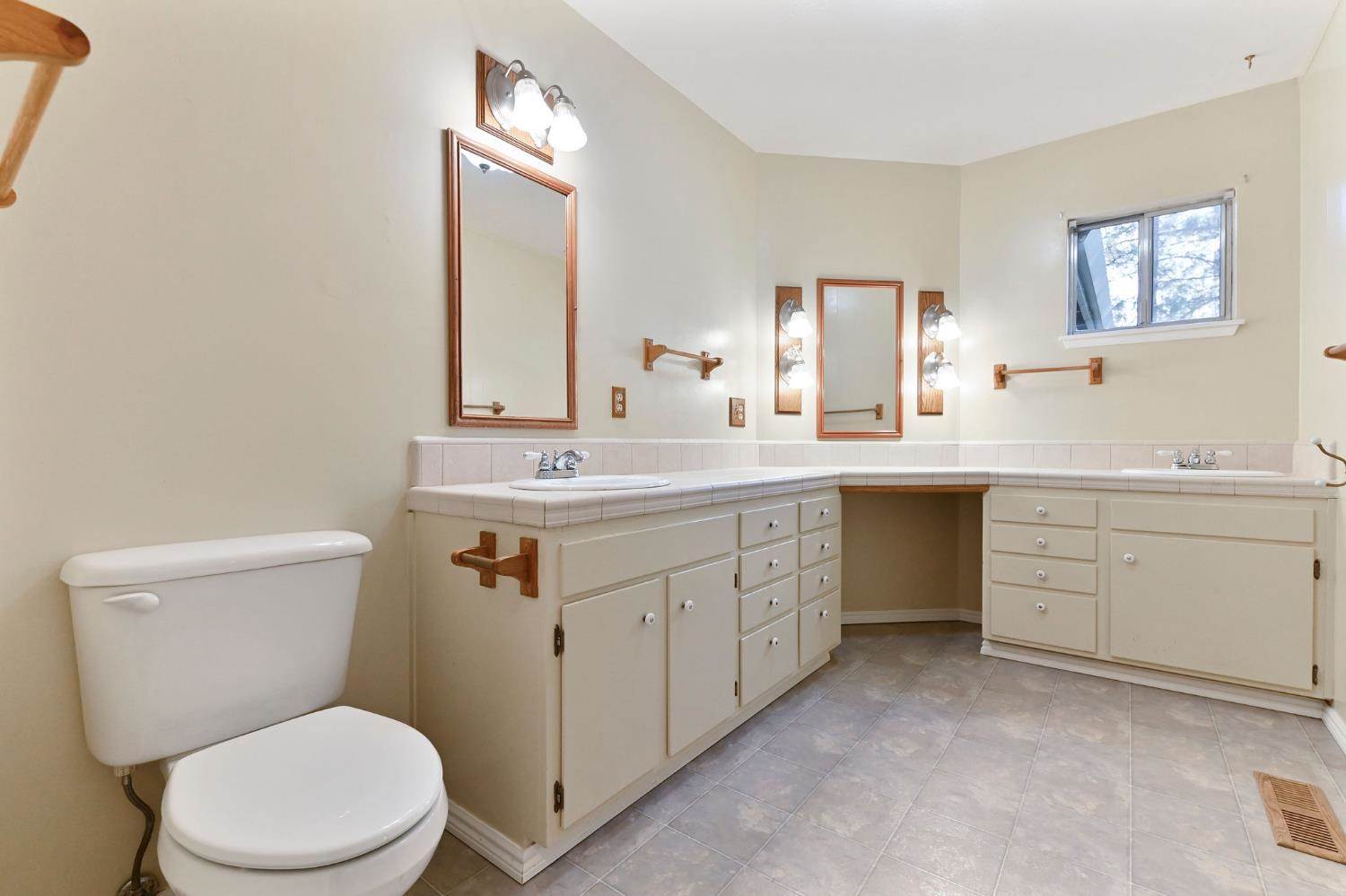 2637 Ruth Lane, Arnold, CA 95223