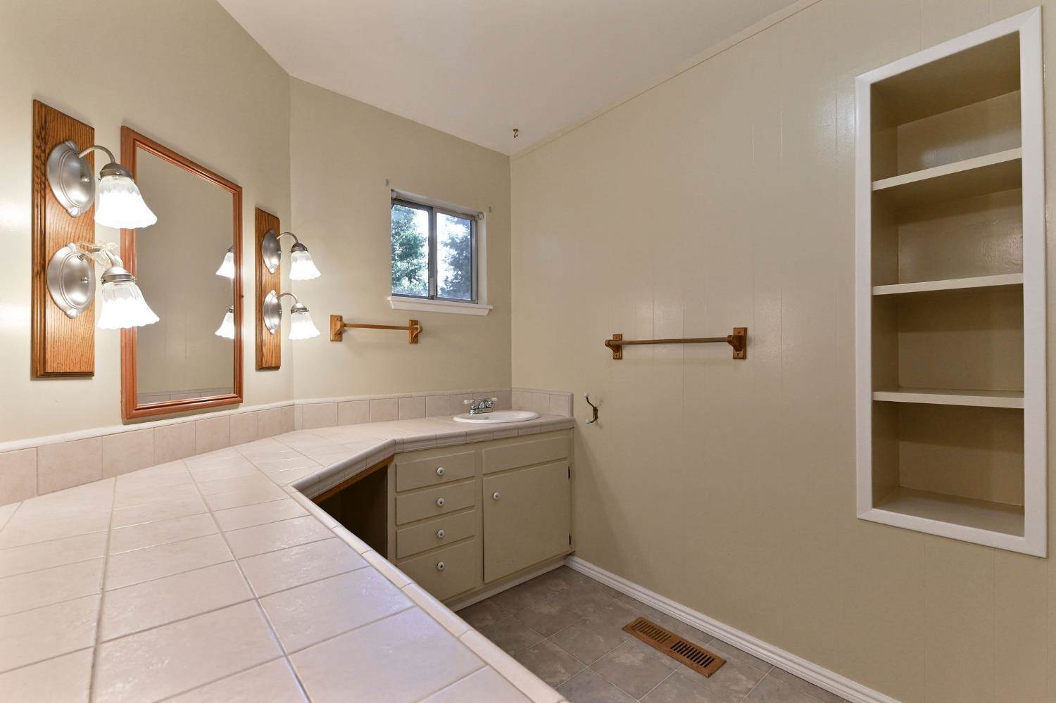 2637 Ruth Lane, Arnold, CA 95223