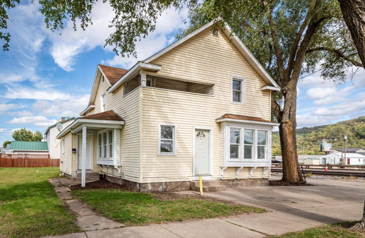 321 East Washington St, Prairie Du Chien, WI 53821