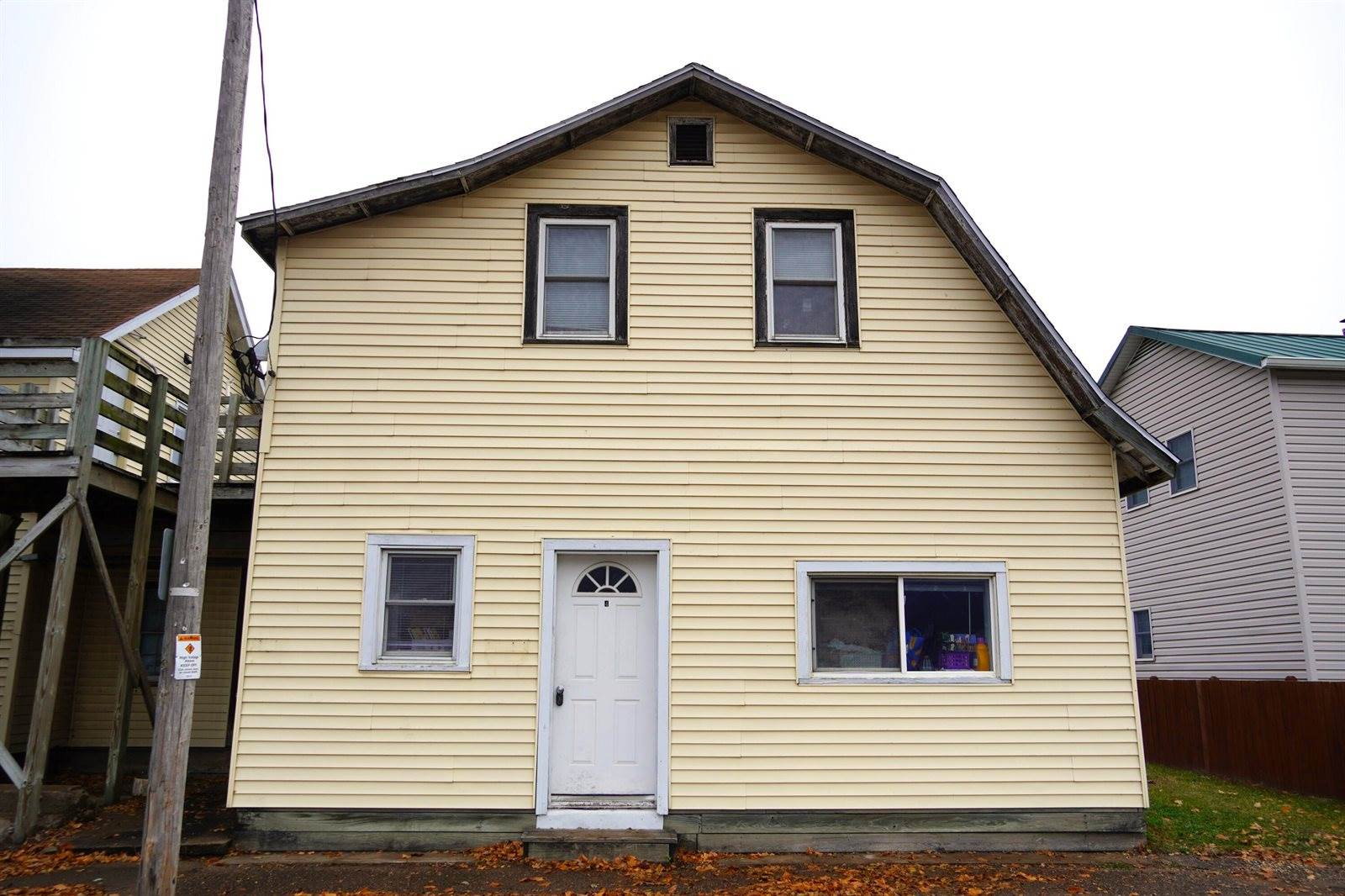 321 East Washington St, Prairie Du Chien, WI 53821