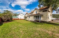 321 East Washington St, Prairie Du Chien, WI 53821