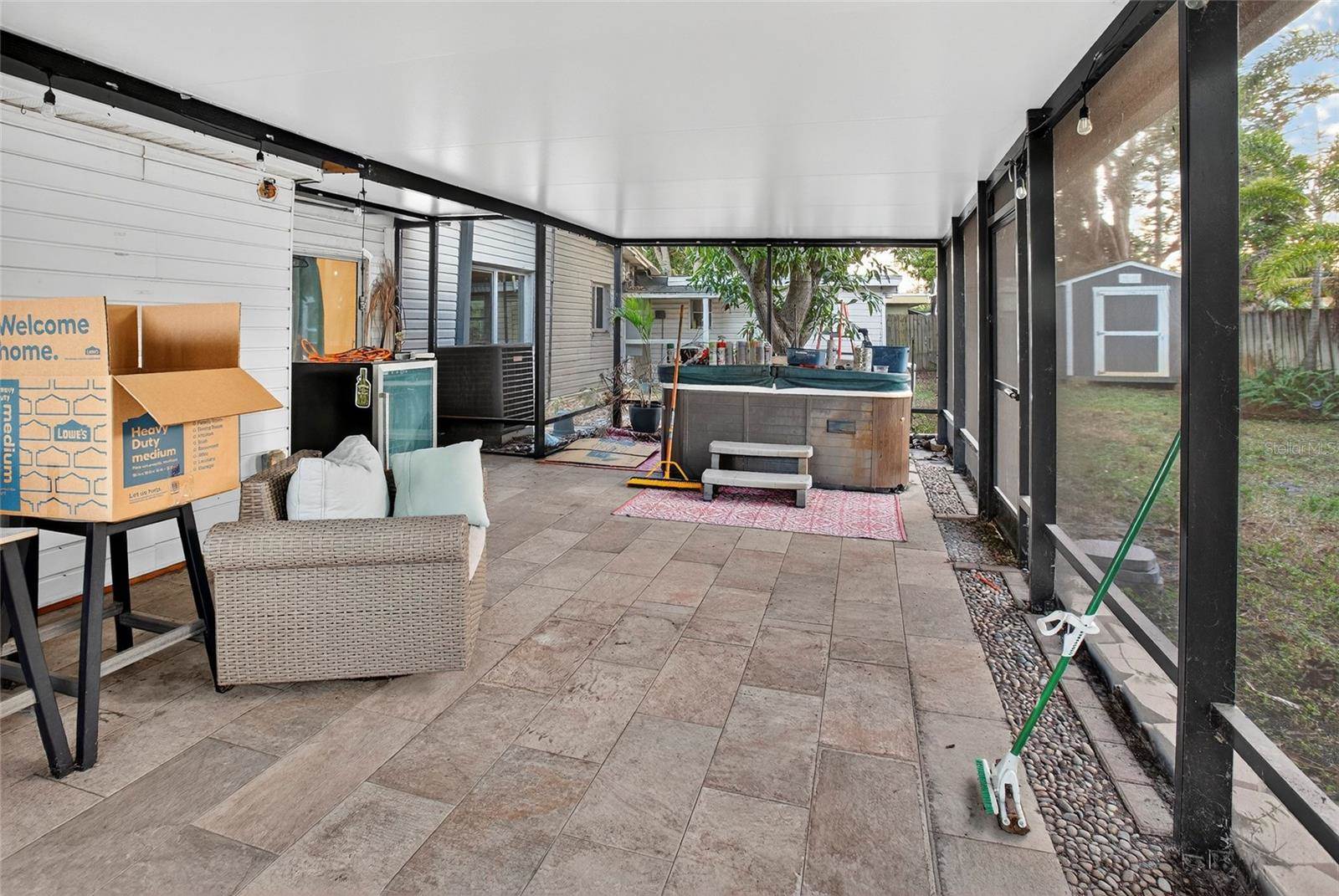 7800 11TH Street North, Saint Petersburg, FL 33702