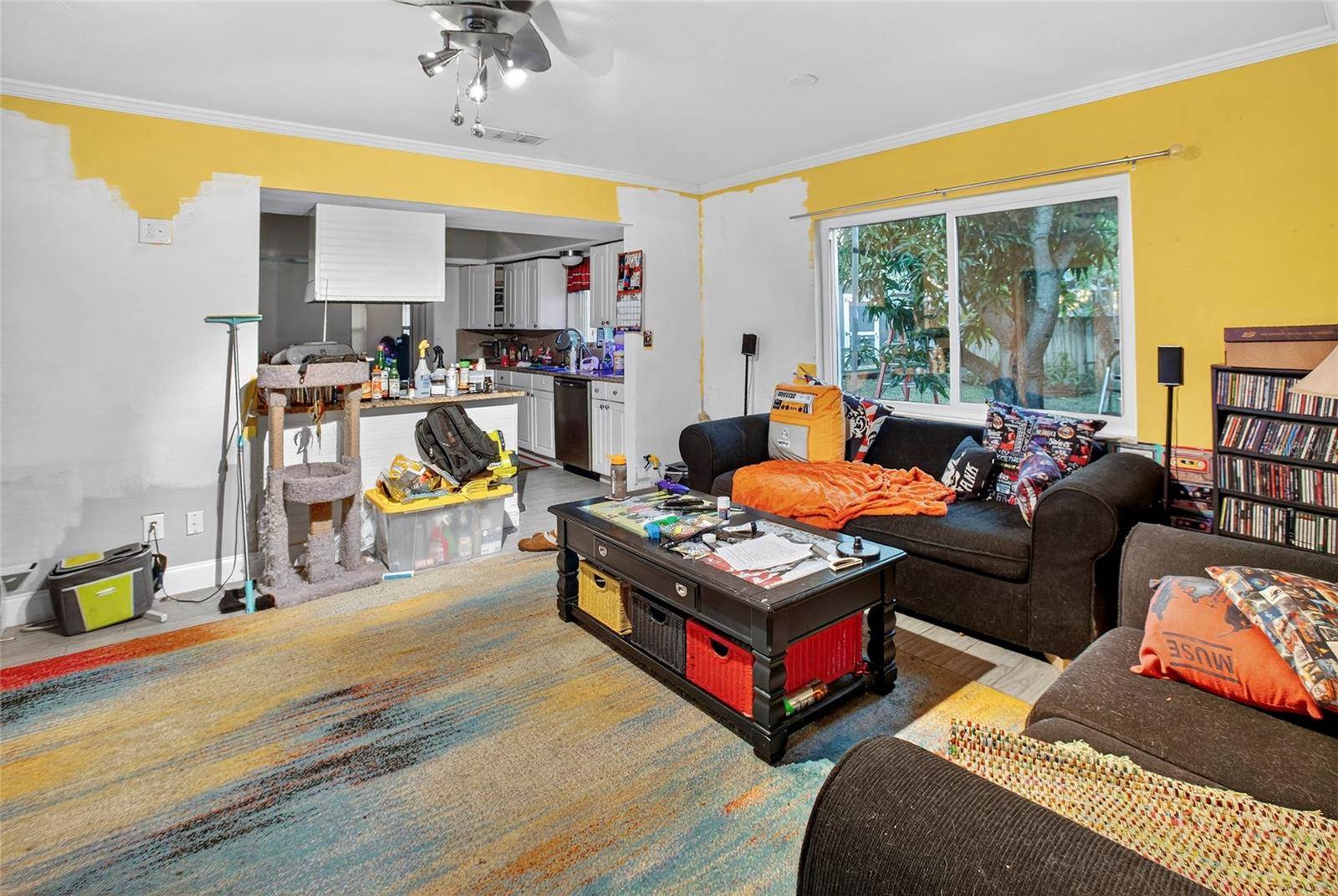 7800 11TH Street North, Saint Petersburg, FL 33702