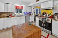 7800 11TH Street North, Saint Petersburg, FL 33702