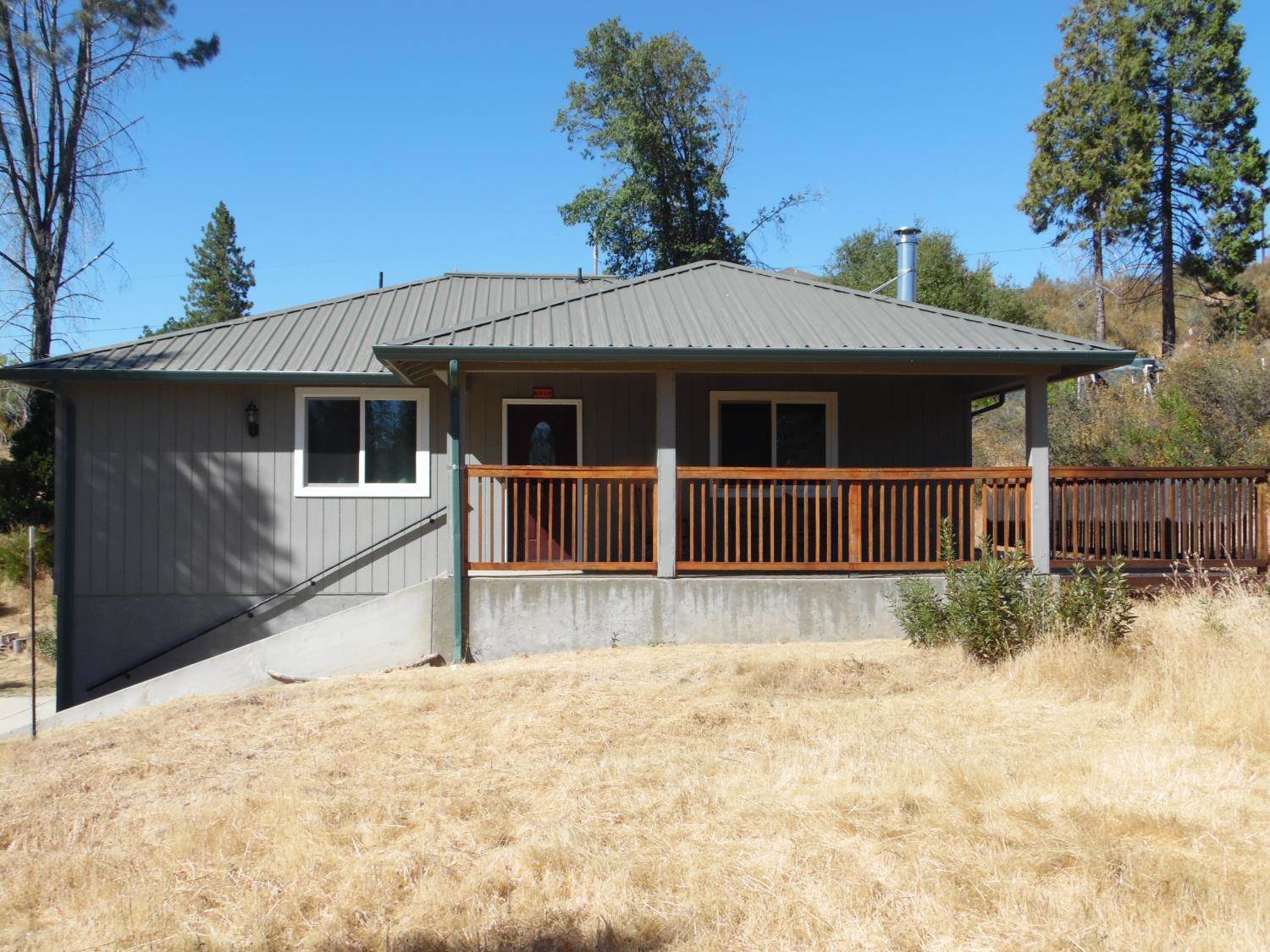 10006 Wendell Road, Mountain Ranch, CA 95246
