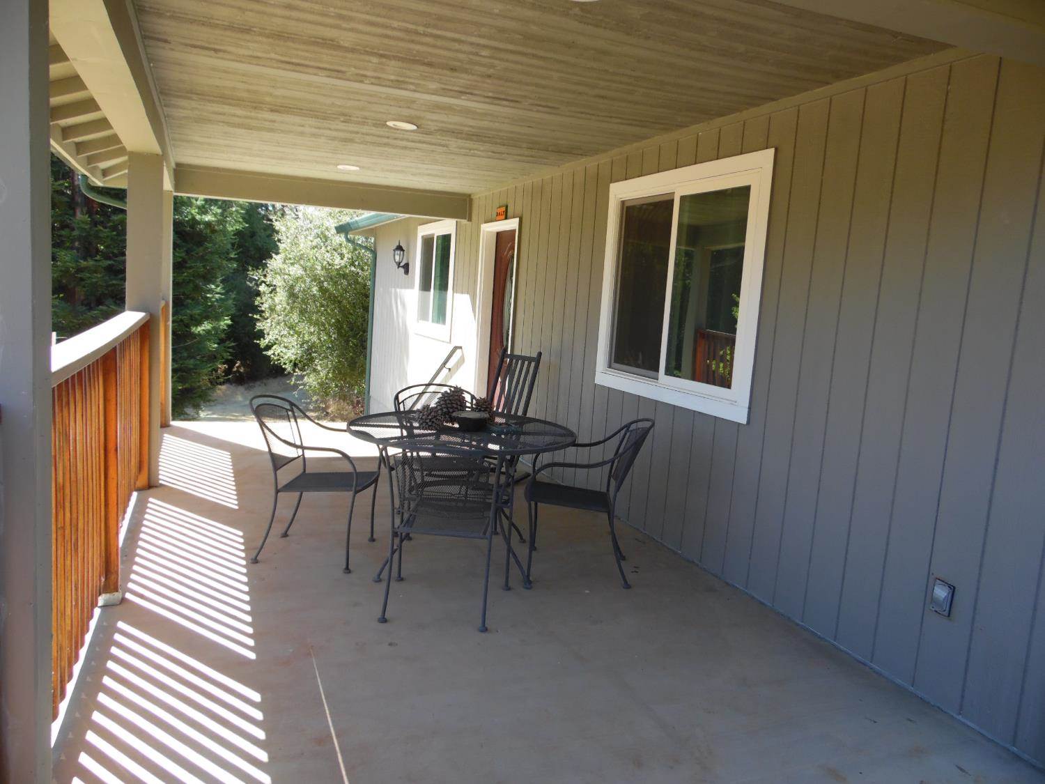 10006 Wendell Road, Mountain Ranch, CA 95246