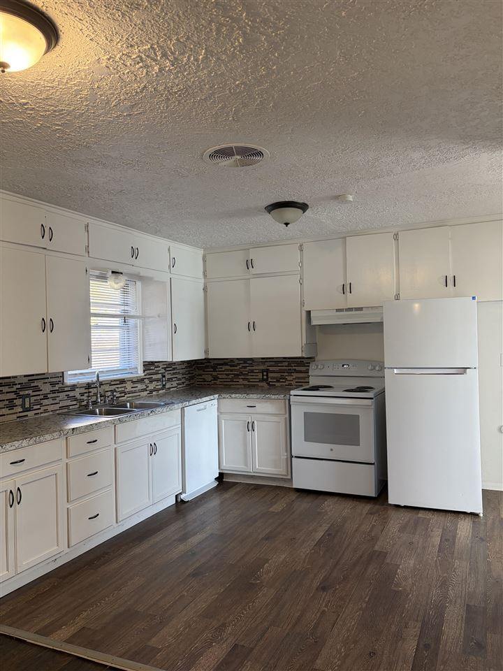 14 NW 35th St, Lawton, OK 73505