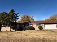 14 NW 35th St, Lawton, OK 73505