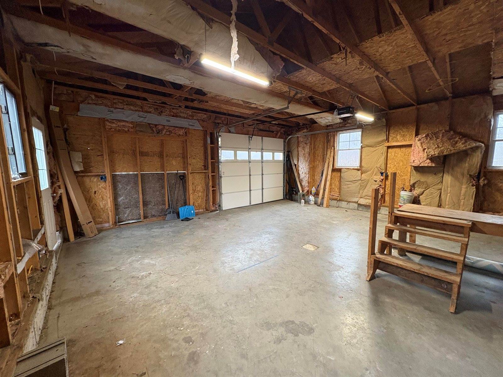 1295 Main Street, Lincoln, ME 04457