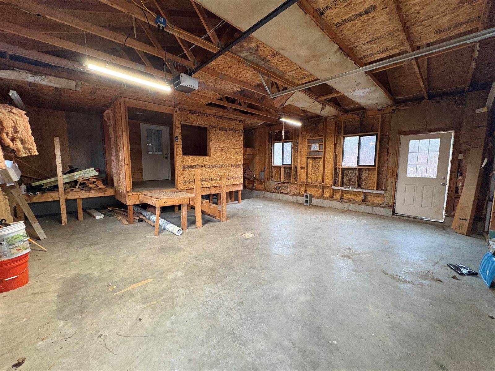 1295 Main Street, Lincoln, ME 04457