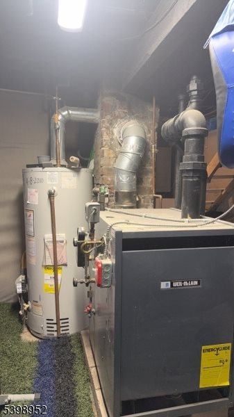 14 Cross St, Dover Town, NJ 07801