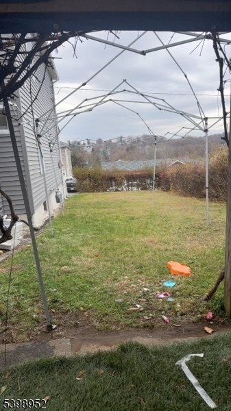 14 Cross St, Dover Town, NJ 07801