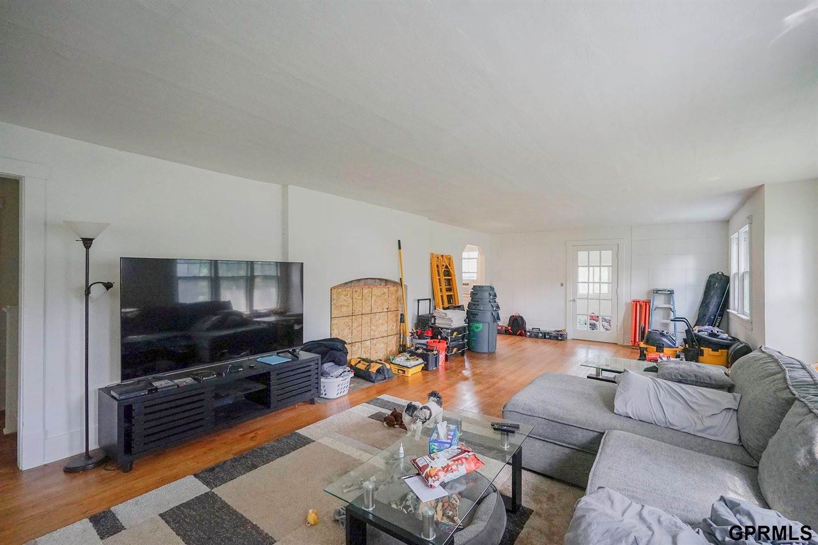 7717 North 39th Street, Omaha, NE 68112