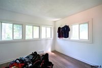 7717 North 39th Street, Omaha, NE 68112