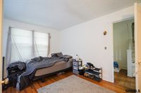 7717 North 39th Street, Omaha, NE 68112