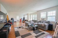 7717 North 39th Street, Omaha, NE 68112