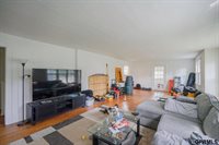 7717 North 39th Street, Omaha, NE 68112