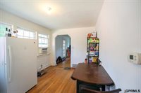 7717 North 39th Street, Omaha, NE 68112