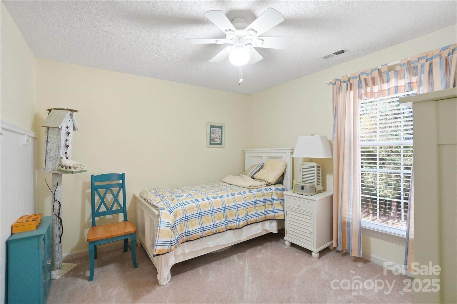 2621 Heathershire Lane, Matthews, NC 28105