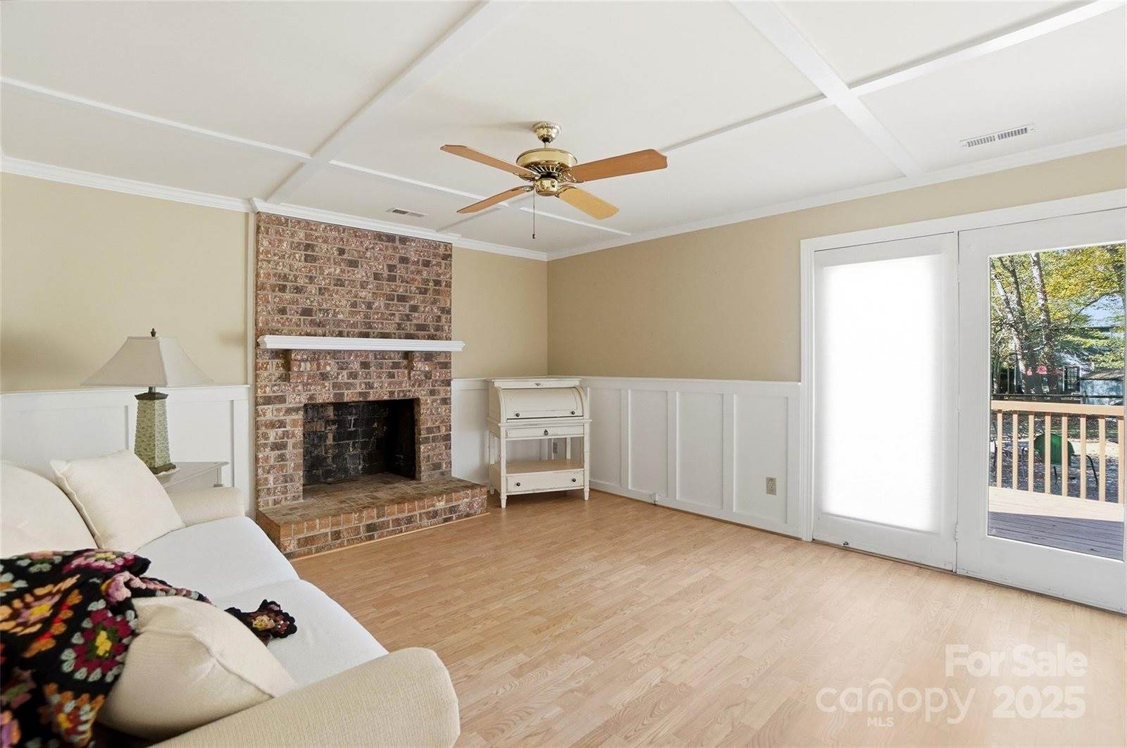 2621 Heathershire Lane, Matthews, NC 28105