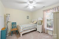 2621 Heathershire Lane, Matthews, NC 28105