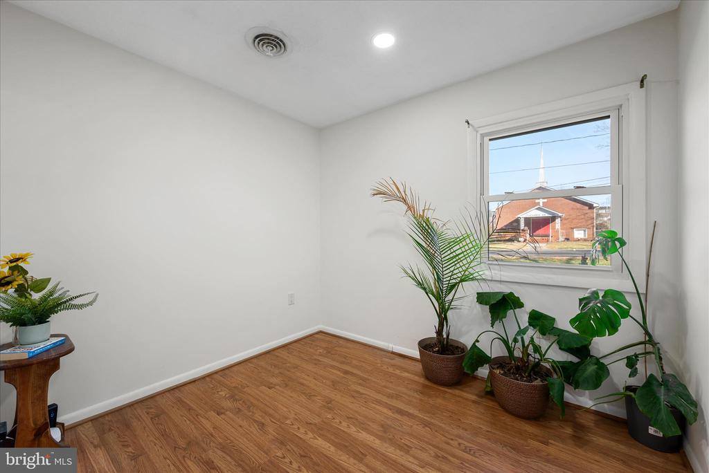 557 Ash Street, Strasburg, VA 22657