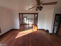 2217 Francis Avenue, Flint, MI 48505