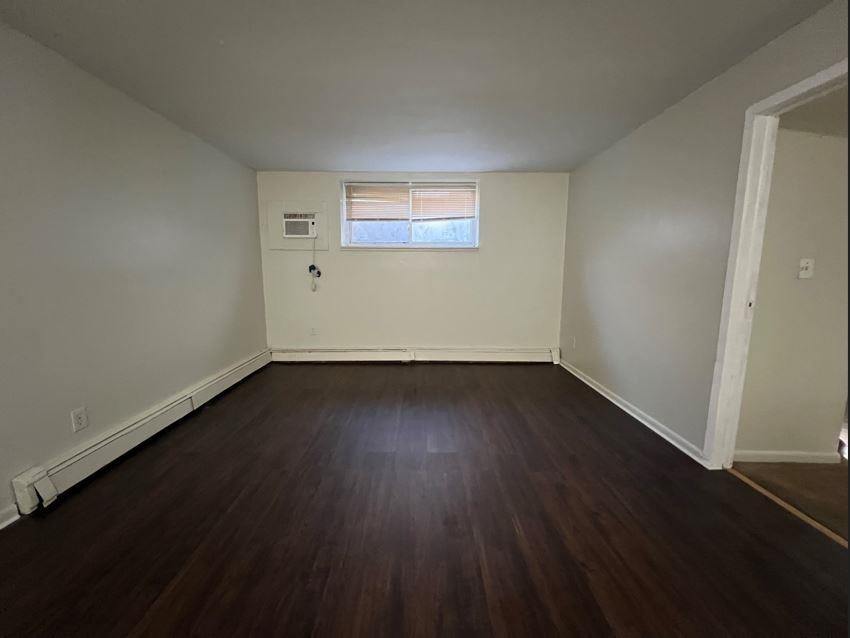 1415 70TH St, North Bergen, NJ 07047